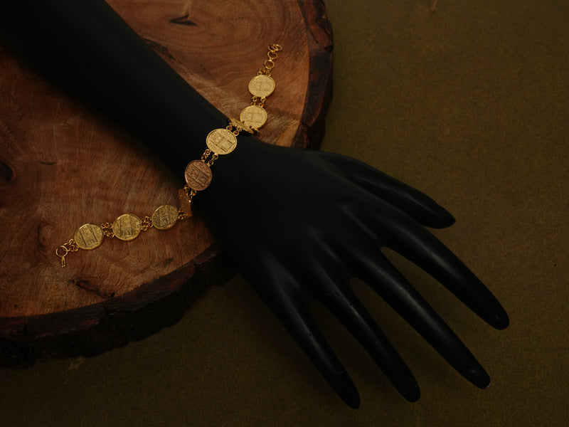 Jadau Bracelet Collection – Handcrafted Gold Plated Bracelets Online