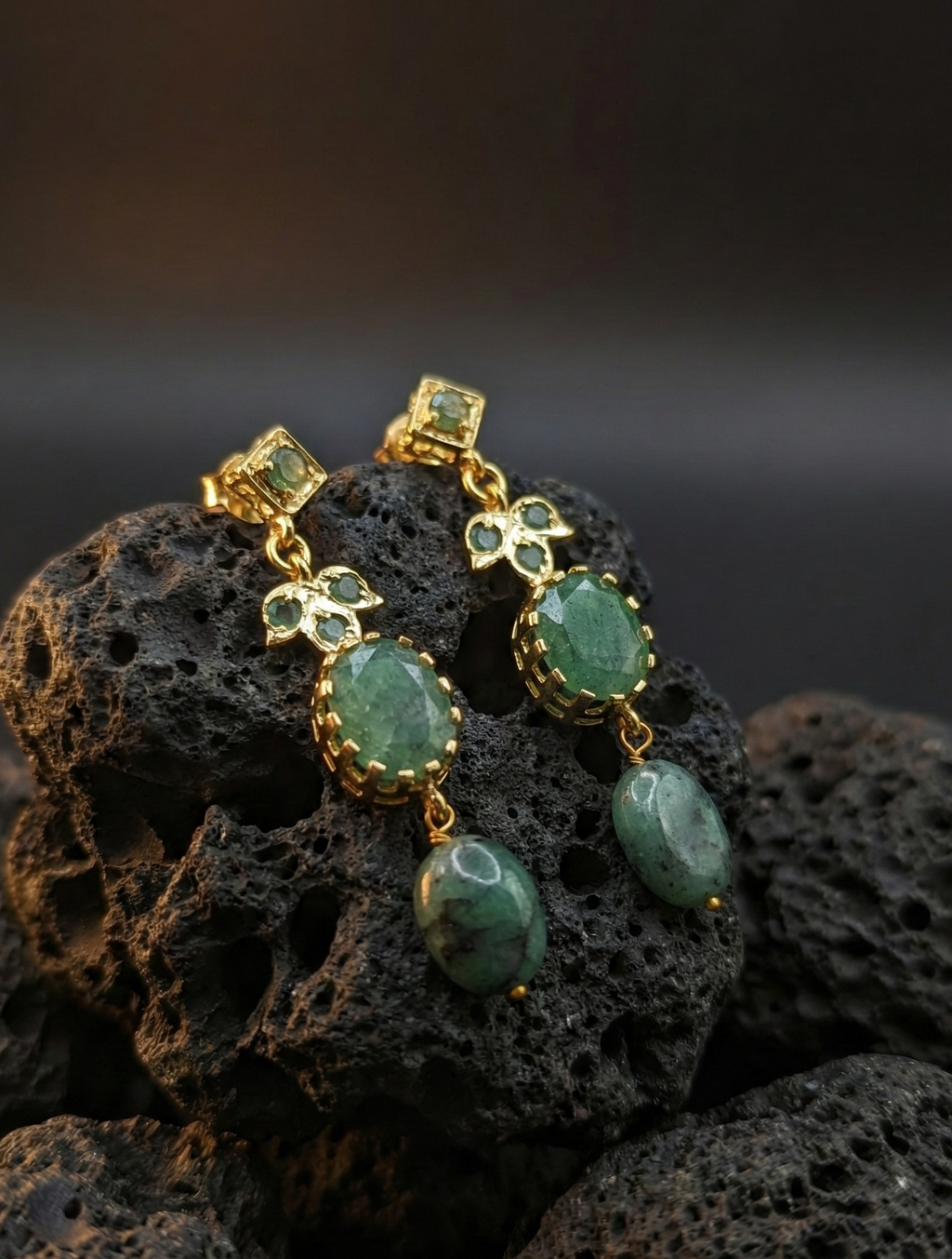 Nayaab Real Emerald Earrings