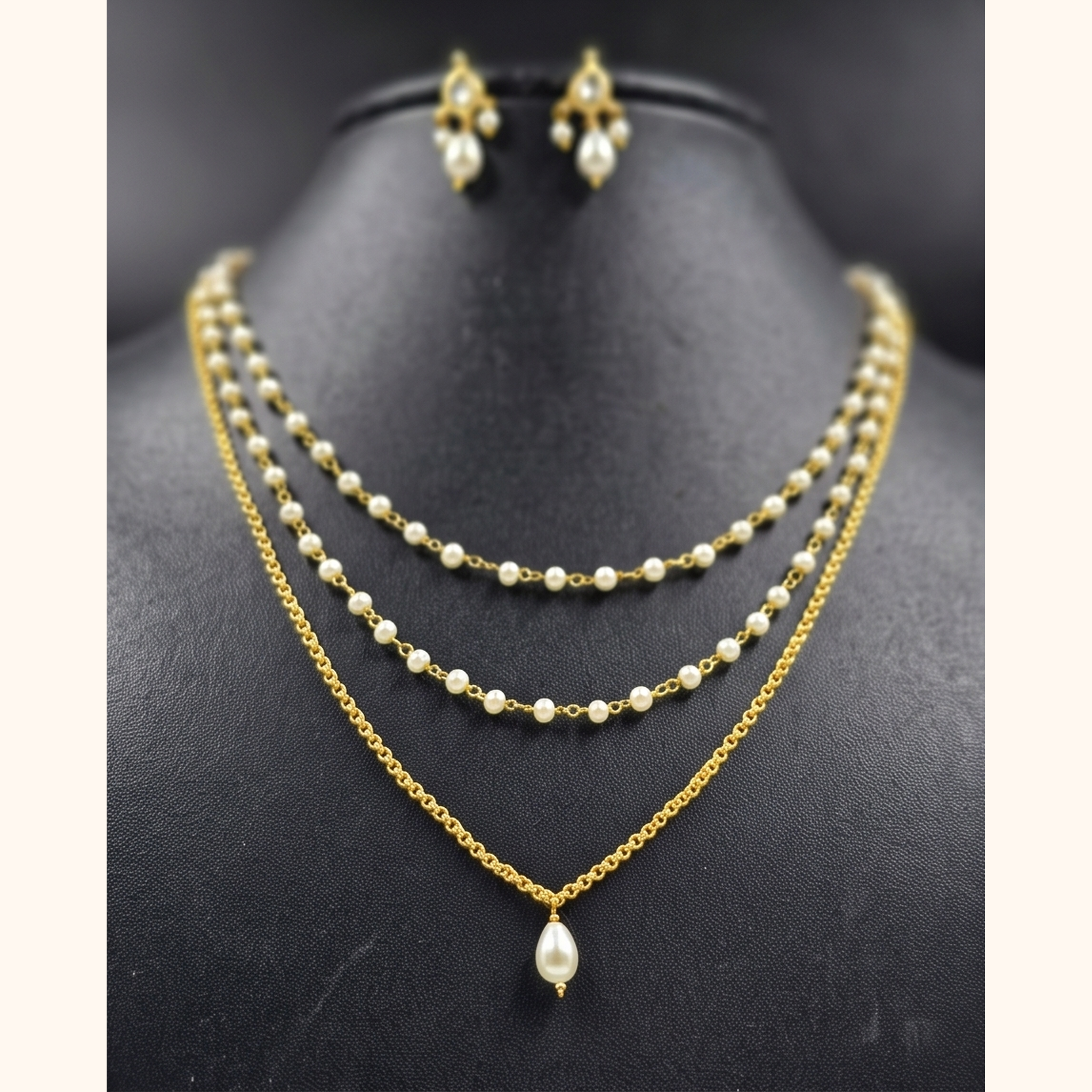 Roma Jadau Pearl Necklace