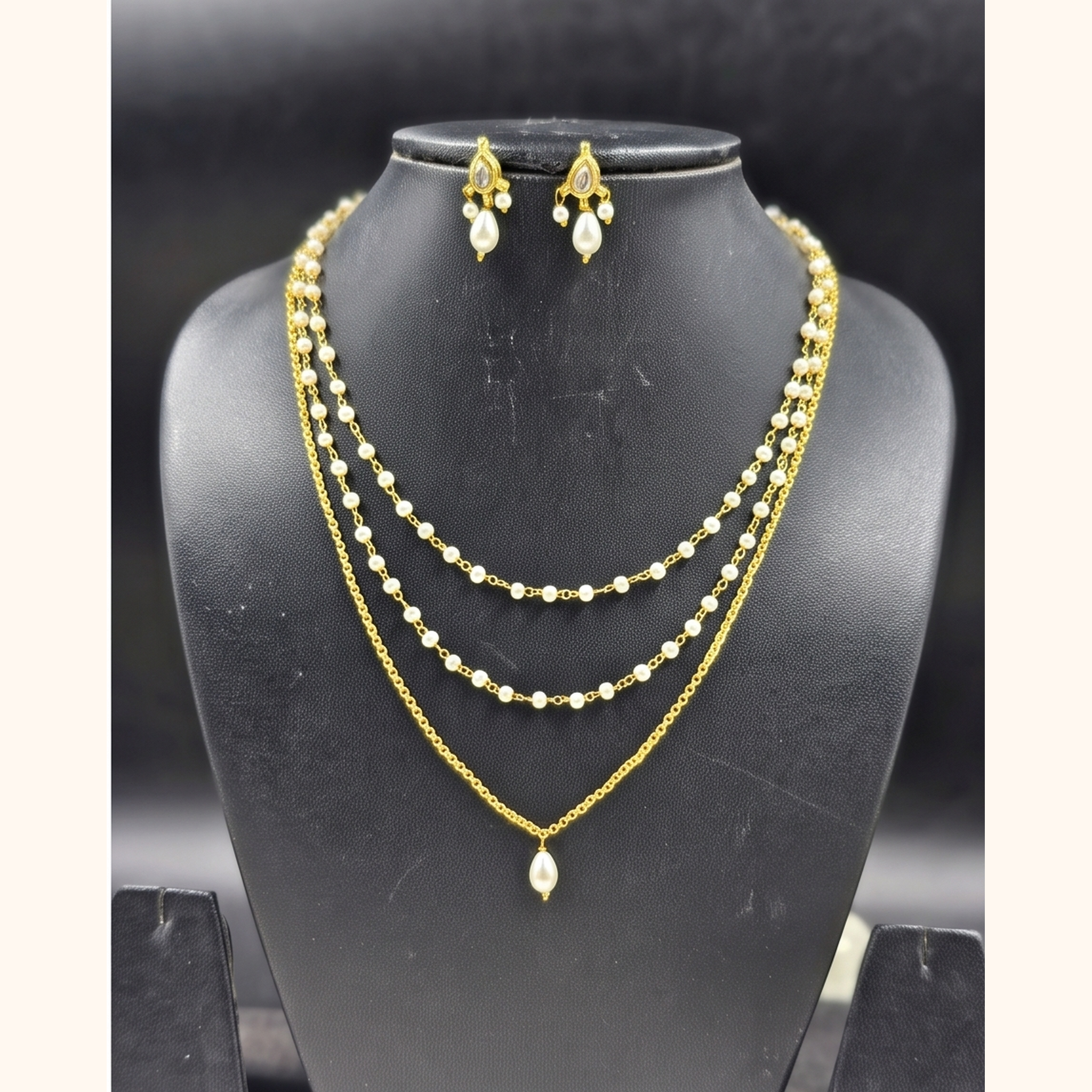 Roma Jadau Pearl Necklace