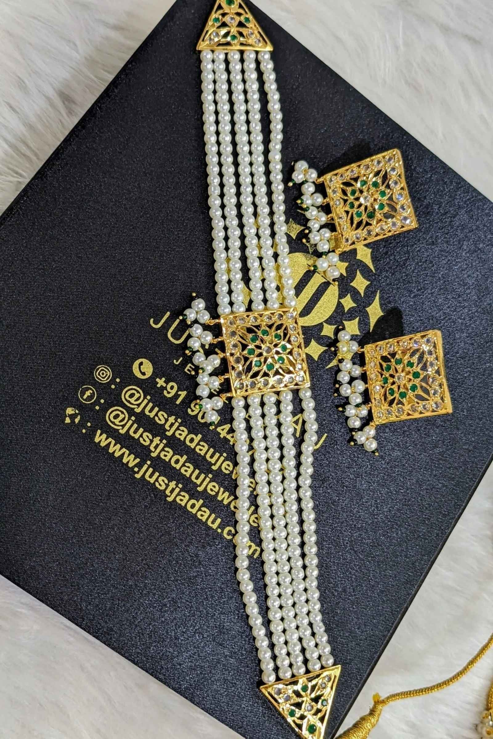 Hania Jadau Choker Set