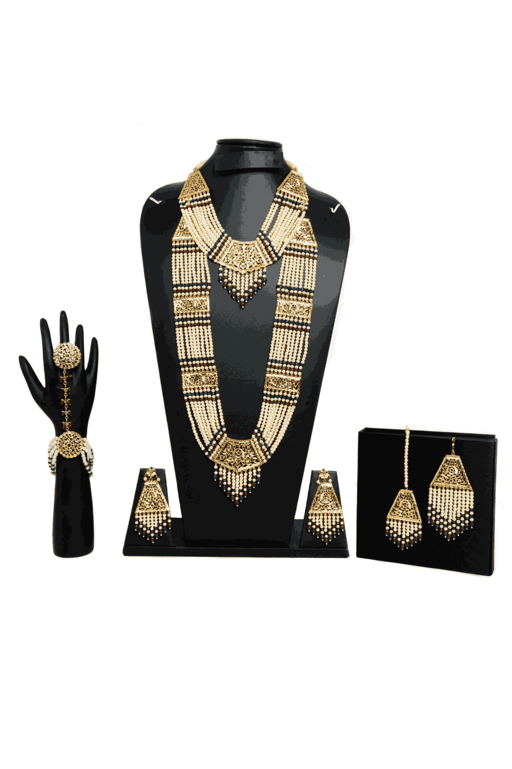 Durre Shahvar Bridal Set