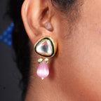 Avni Kundan Studs