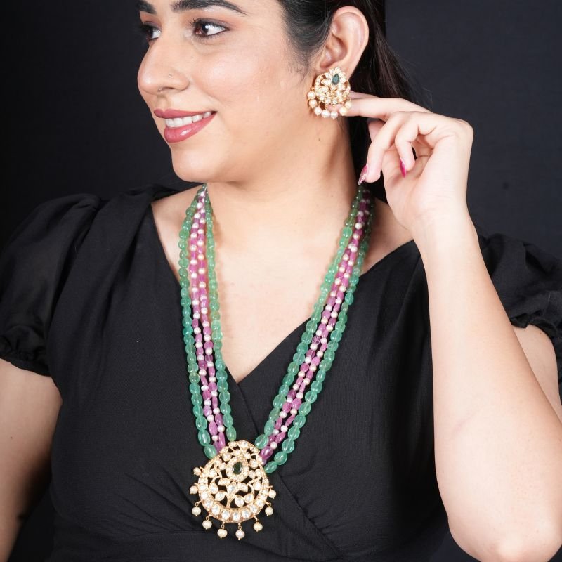 Lamisa Rani Haar in Real Mossenite