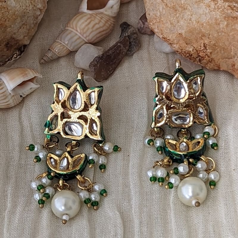 Sarooj Kundan Studs