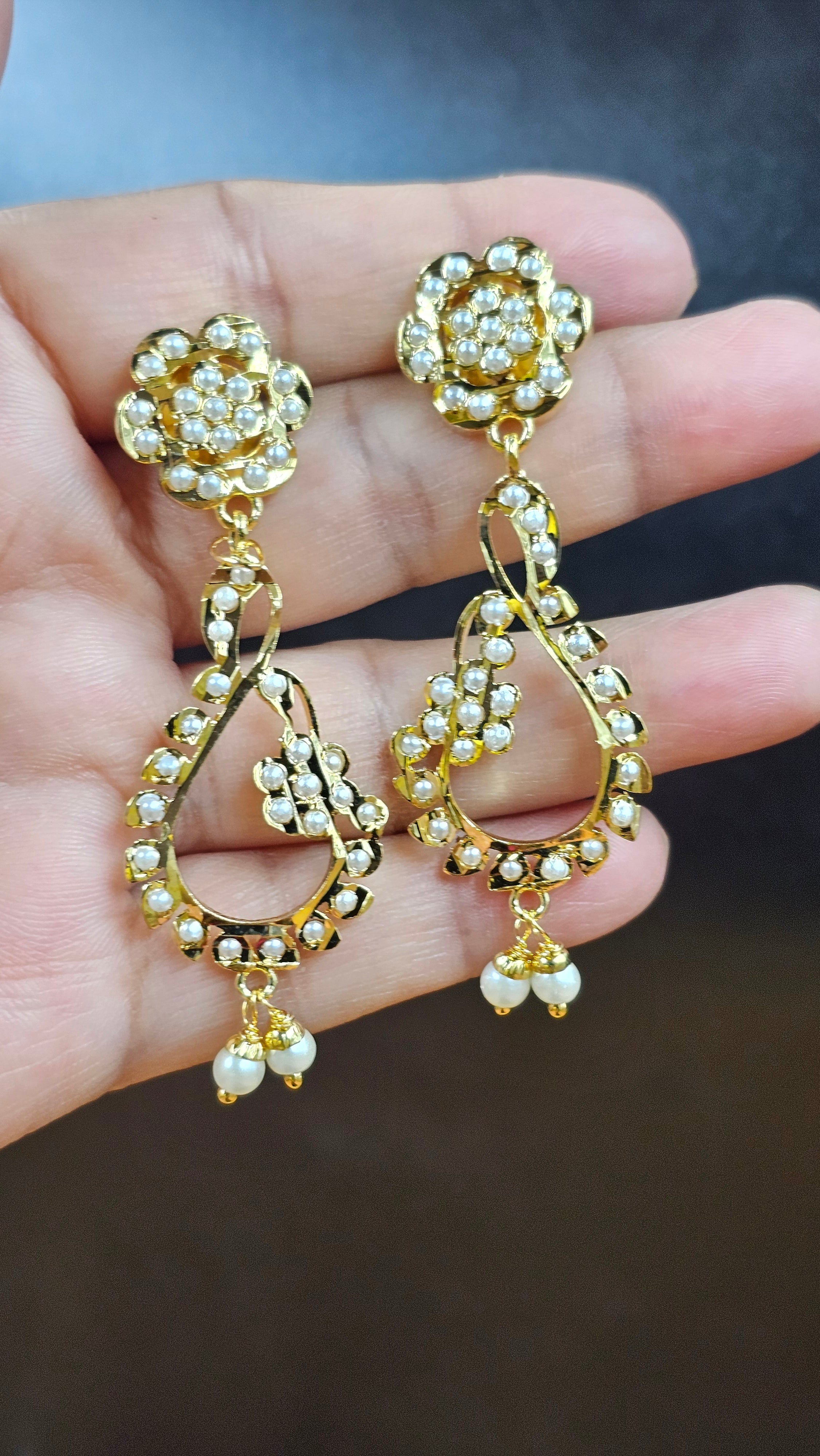 Noor Jadau Earrings