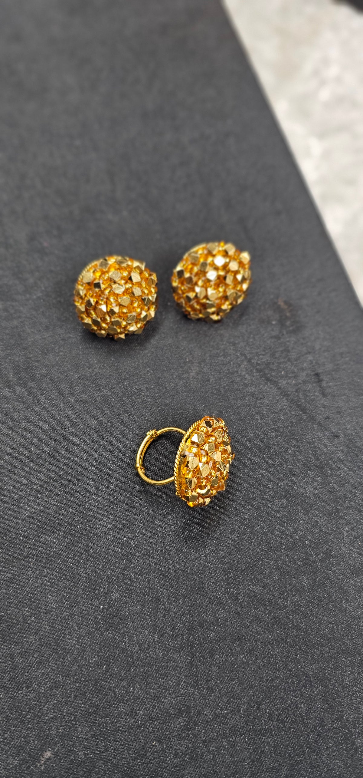 Swarna Chandan Haar With Studs And Adjustable Fingerring