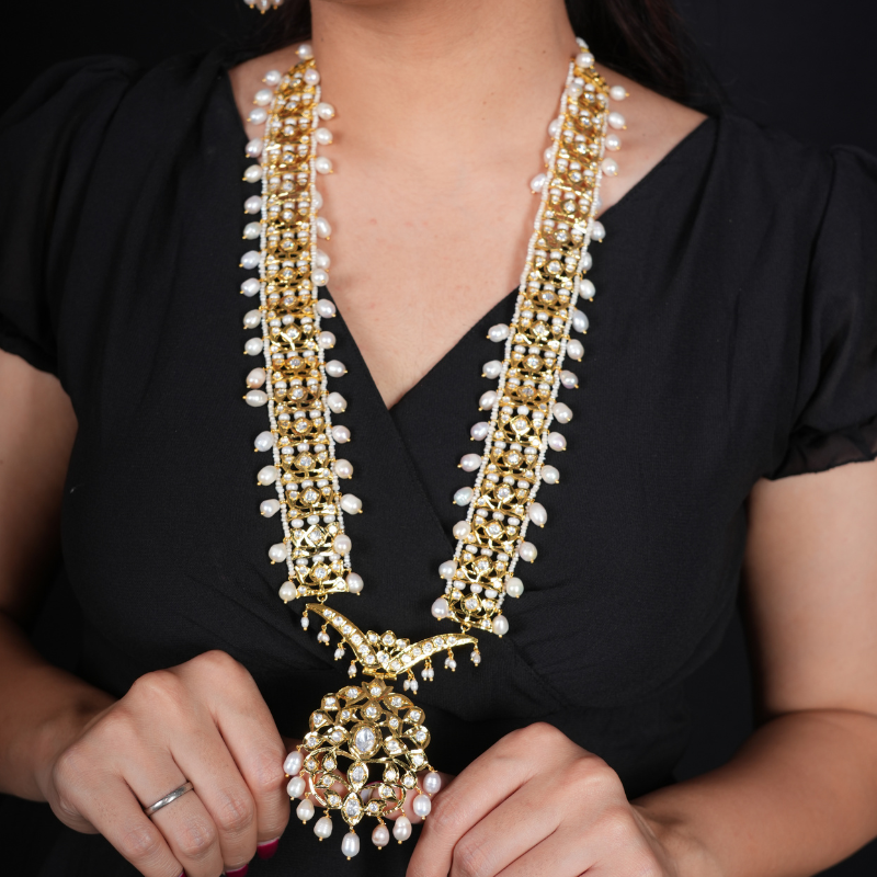 Ibtida Asif Jahi Haar in Mossinite