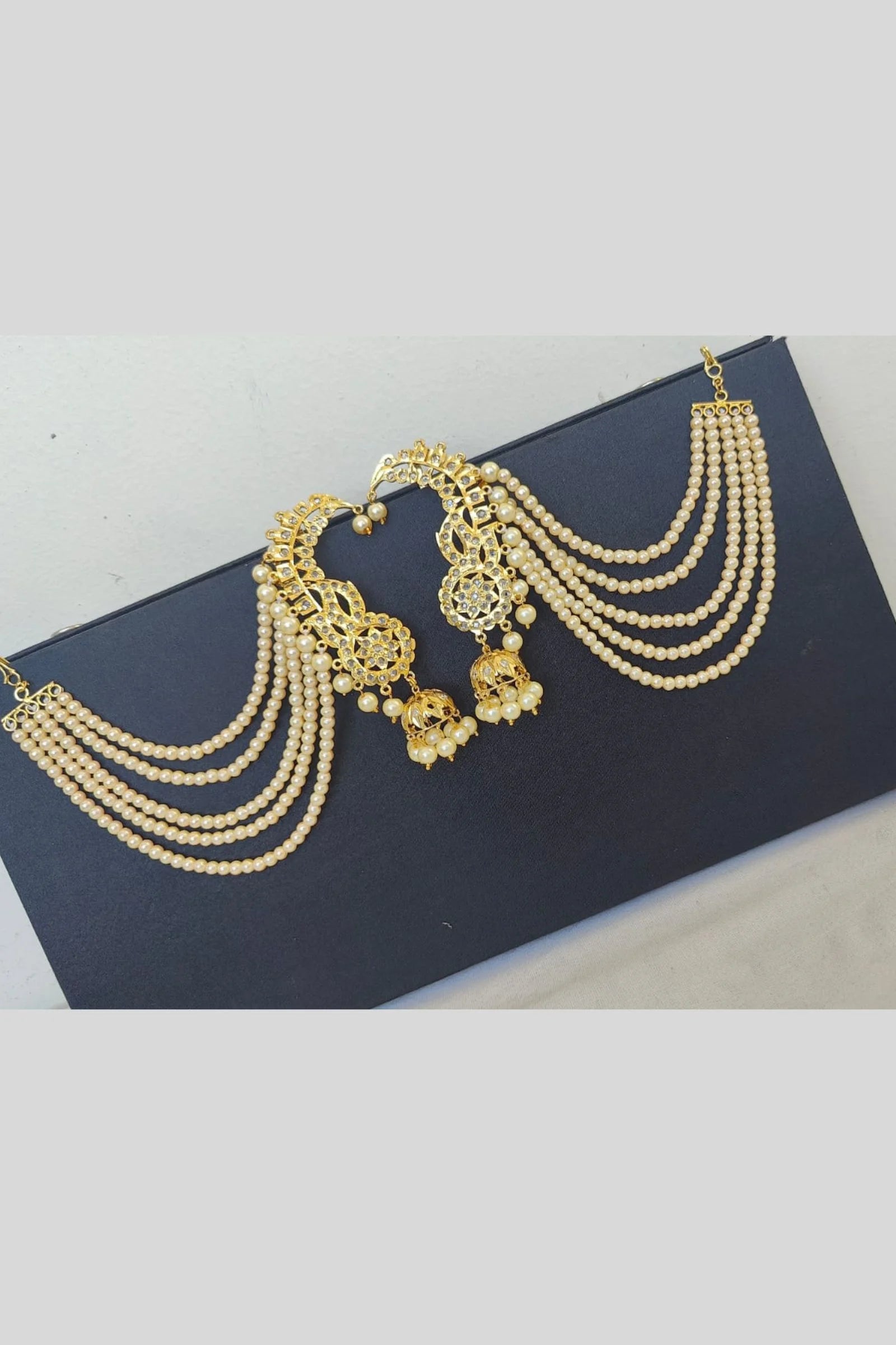 Laila Earcuff Jhumki