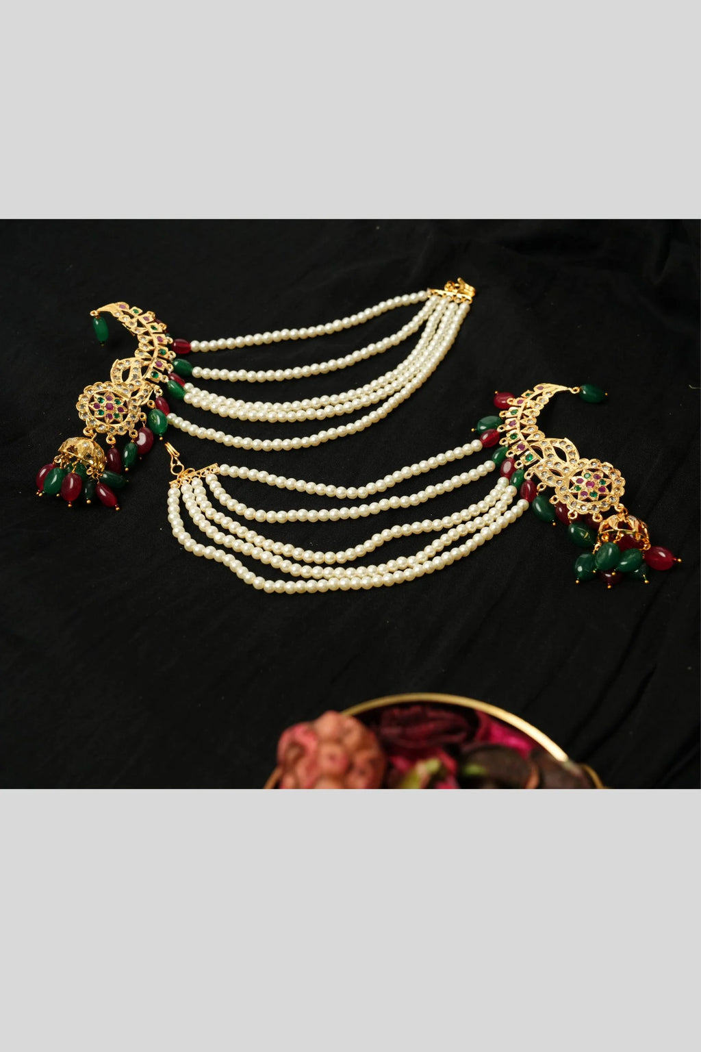 Laila Earcuff Jhumki