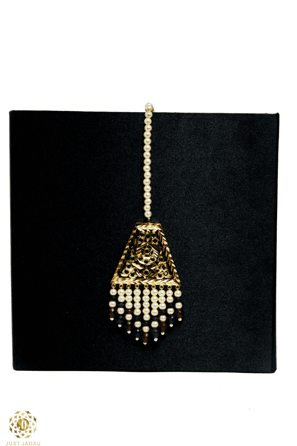 Durre Shahvar Bridal Set