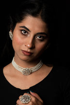 Nasra Choker with Finger Ring