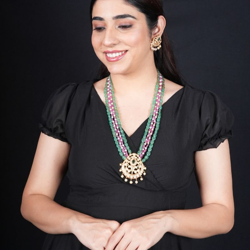 Lamisa Rani Haar in Real Mossenite