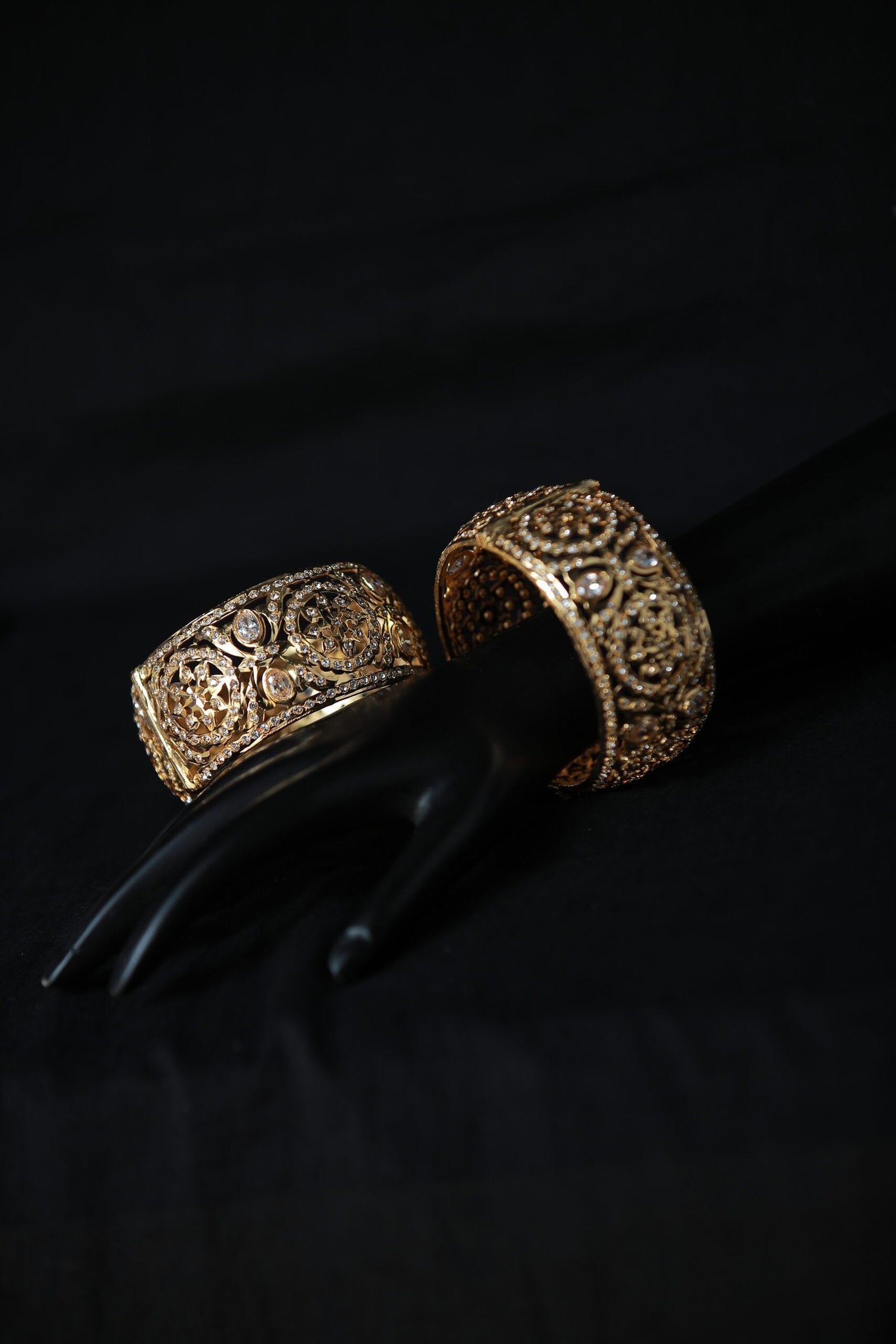 Nazmin Broad Bangles
