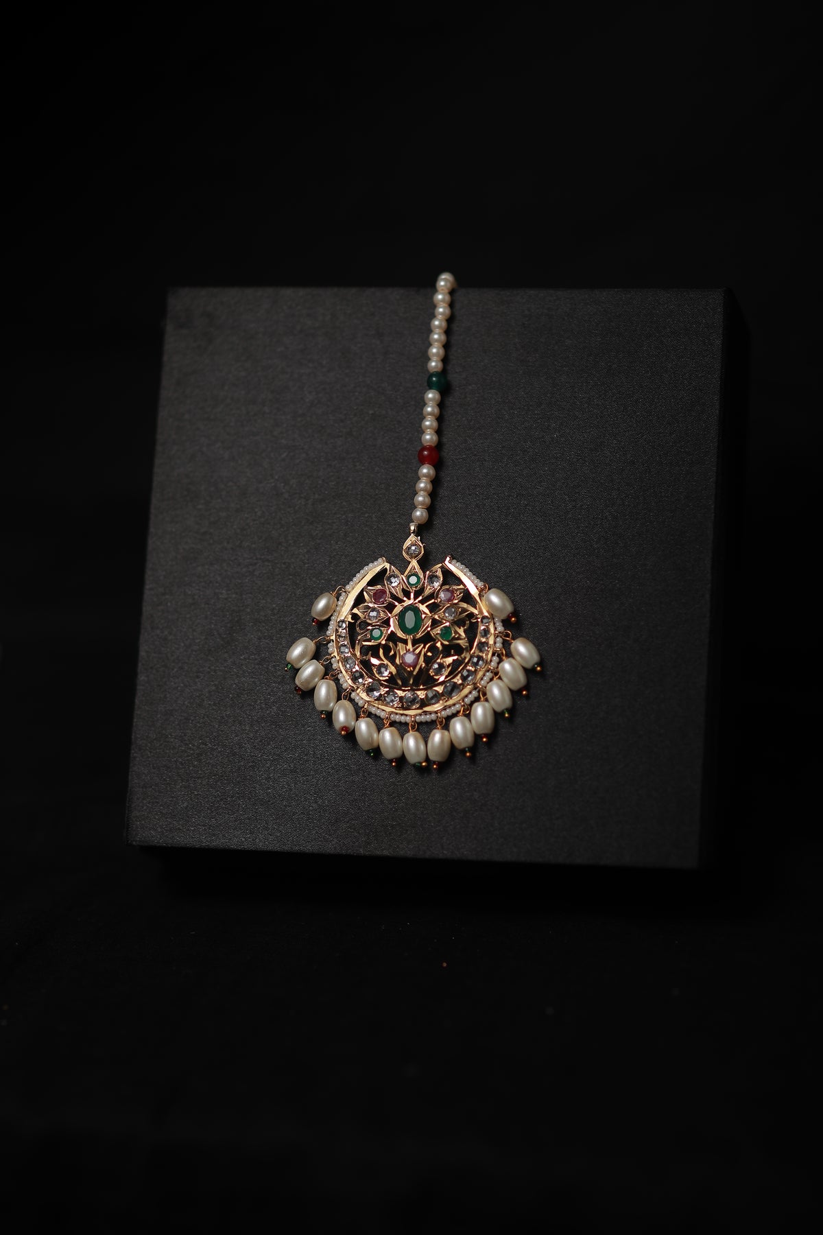 Kashf Jadau Tika