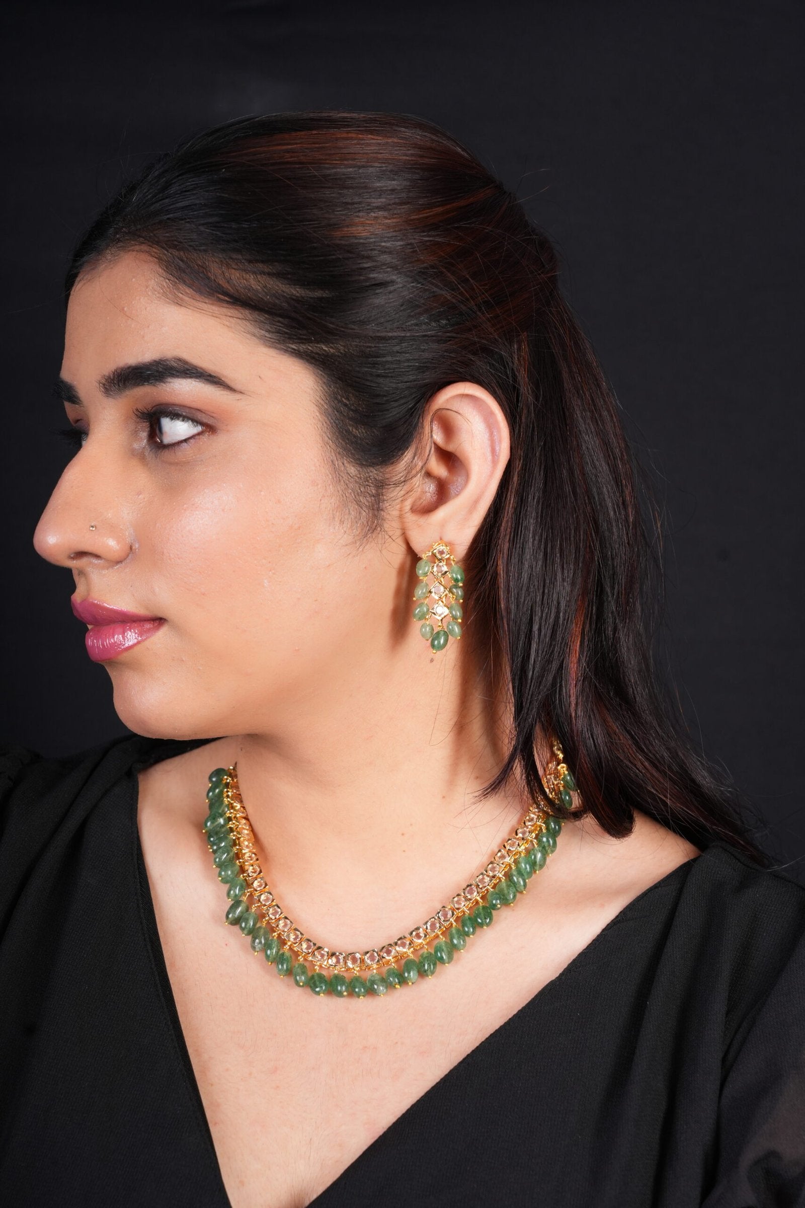 Abiha Necklace Set In Real Emerald