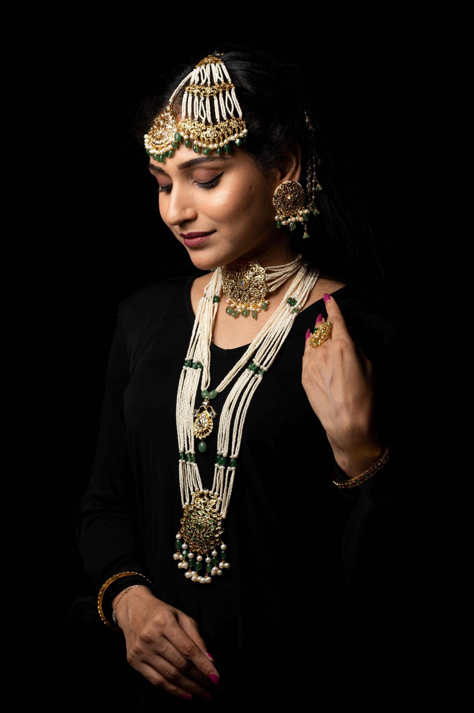 Aiza Bridal Set in Real Pearls n Real Emerald