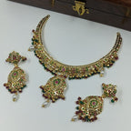 Almas  Necklace Set