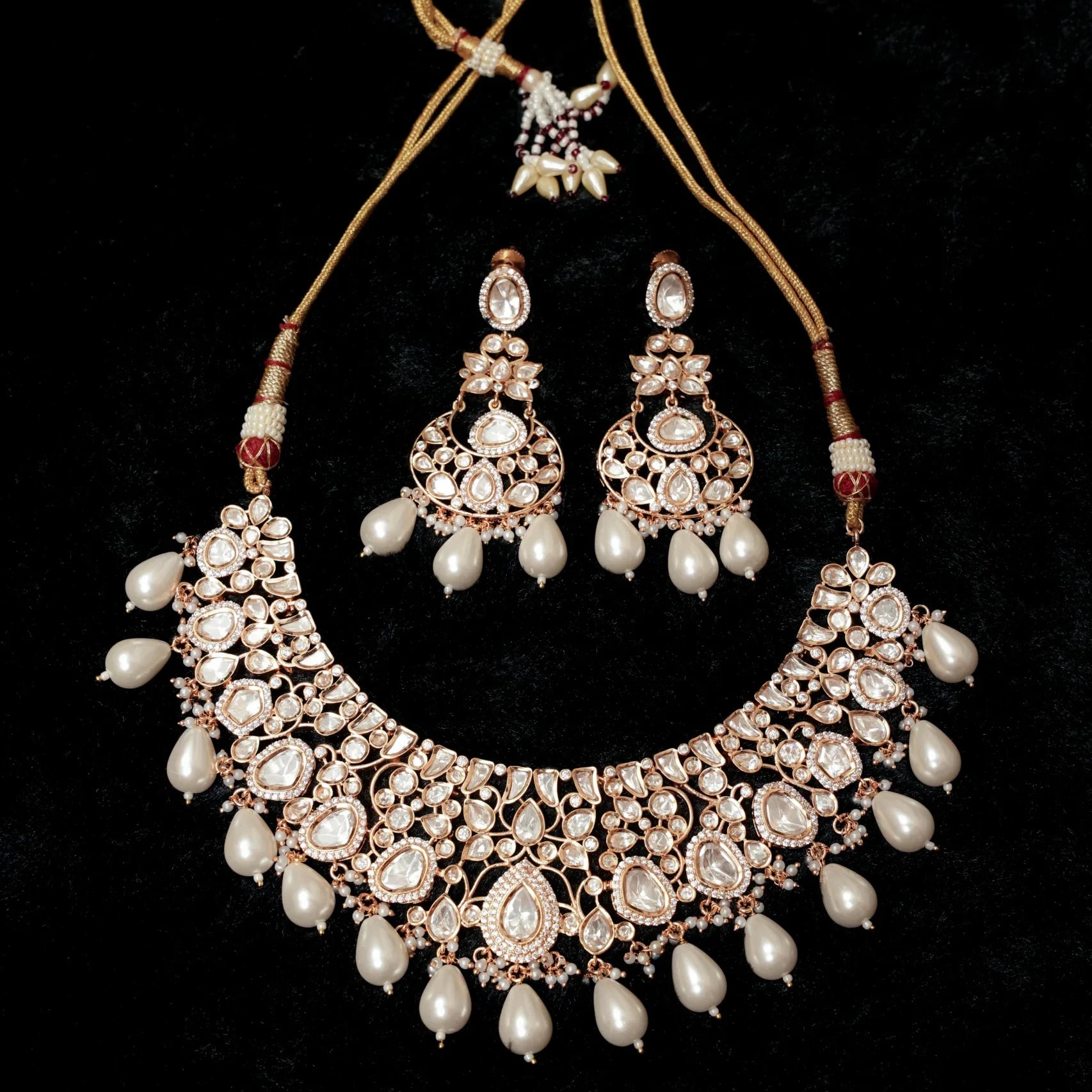 Aneeqa Necklace Set in Real Kundan