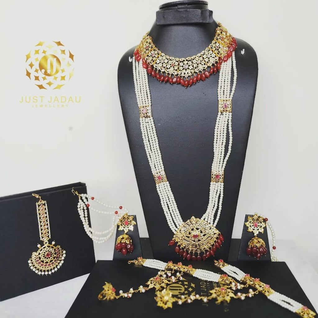 Chahak Bridal Set