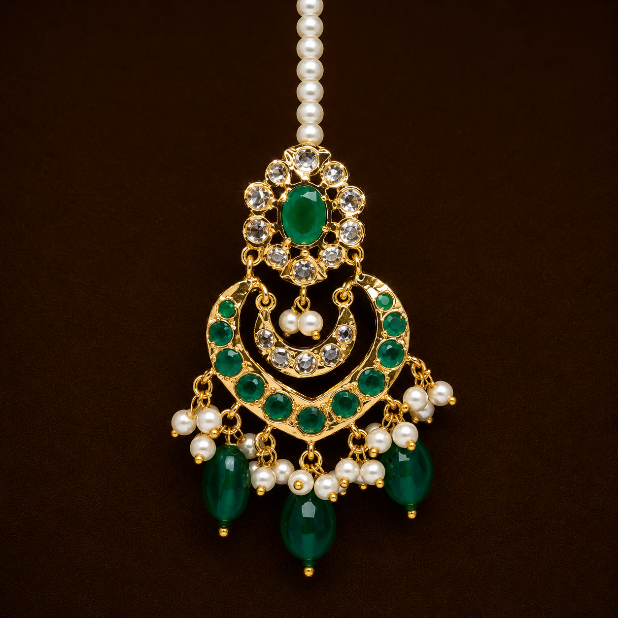 Mahira Tika Emerald