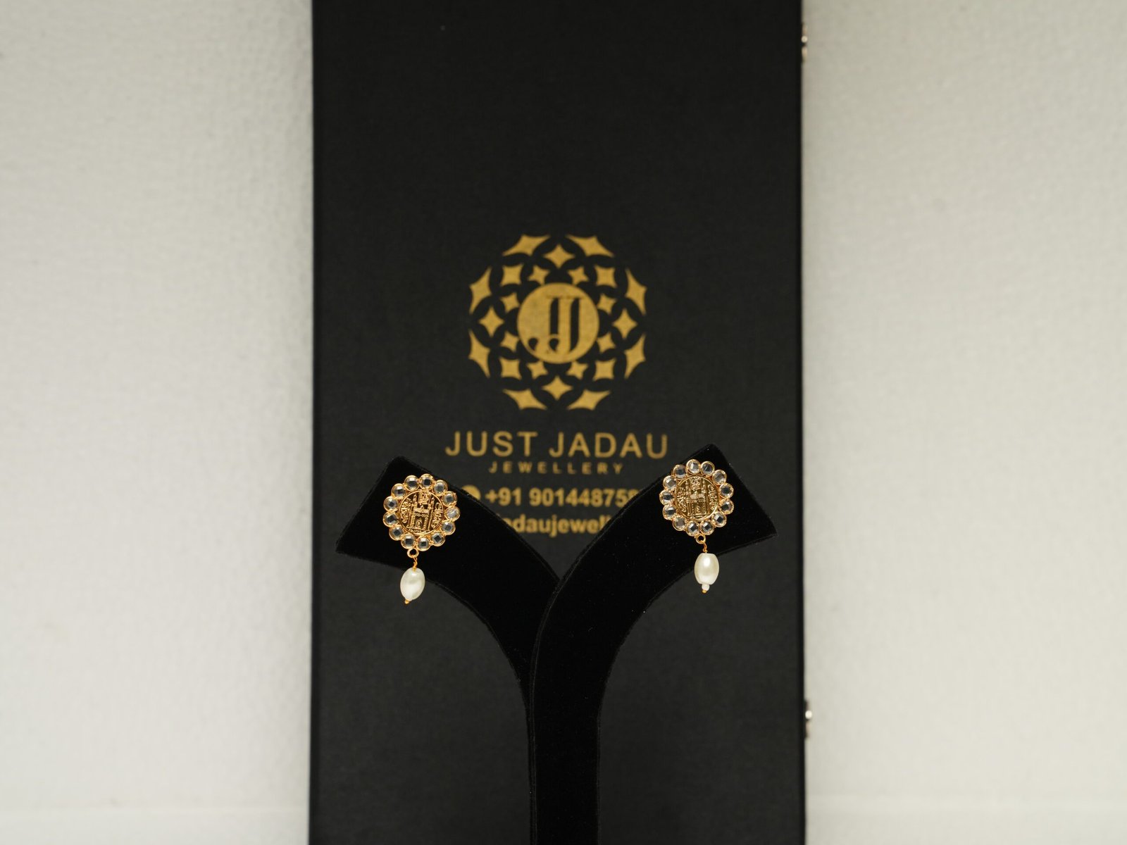 Falisha Ashrafi Studs