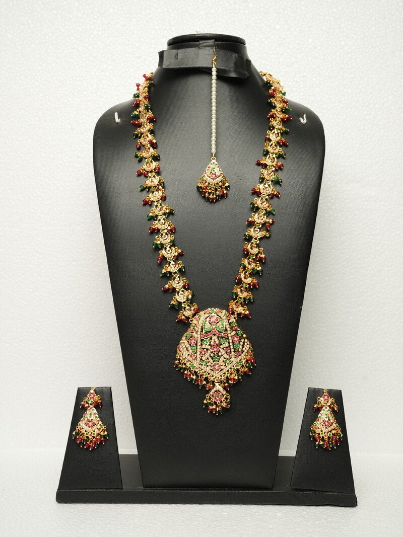 Shamisa Rani Haar with Tika