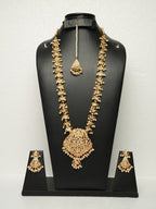 Shamisa Rani Haar with Tika