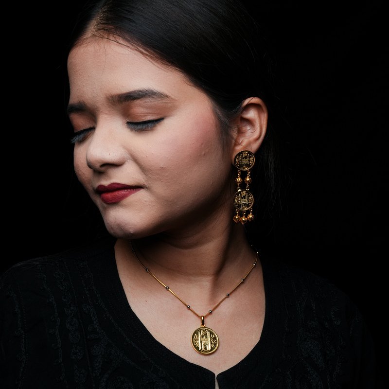 Reva Ashrafi Big Size Pendant Set