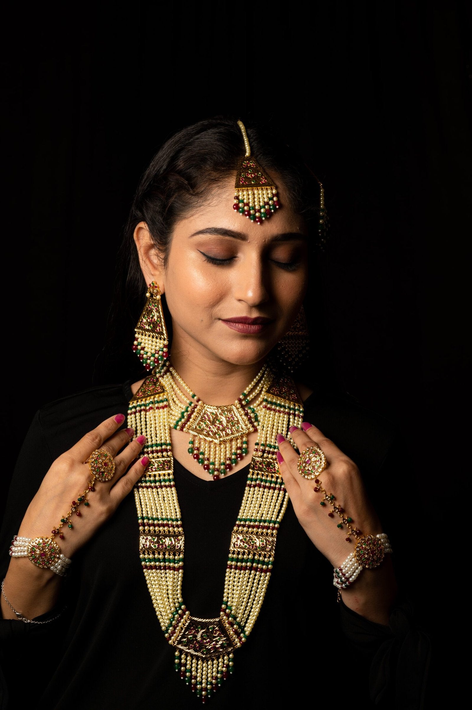 Durre Shahvar Bridal Set