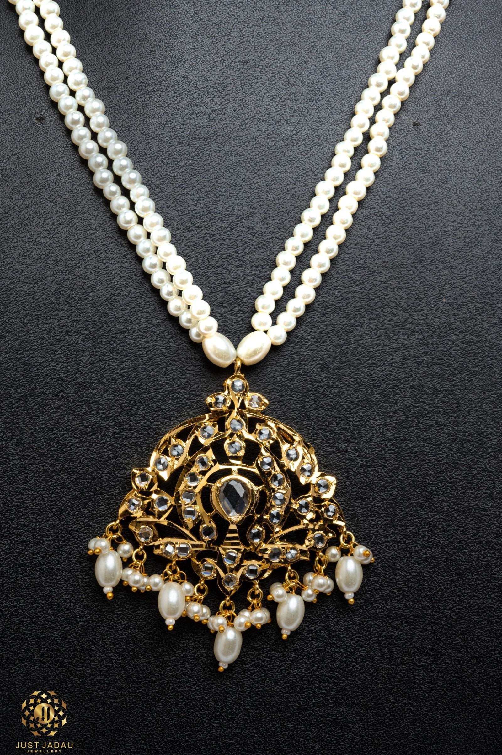 Tamanna  Pendant Set