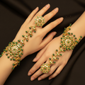 Shiza Hathphool Emerald