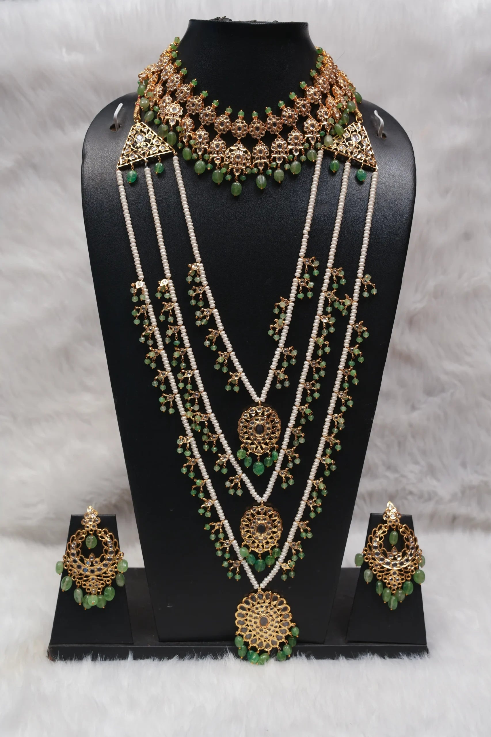 Freya Bridal Set in Real Emerald