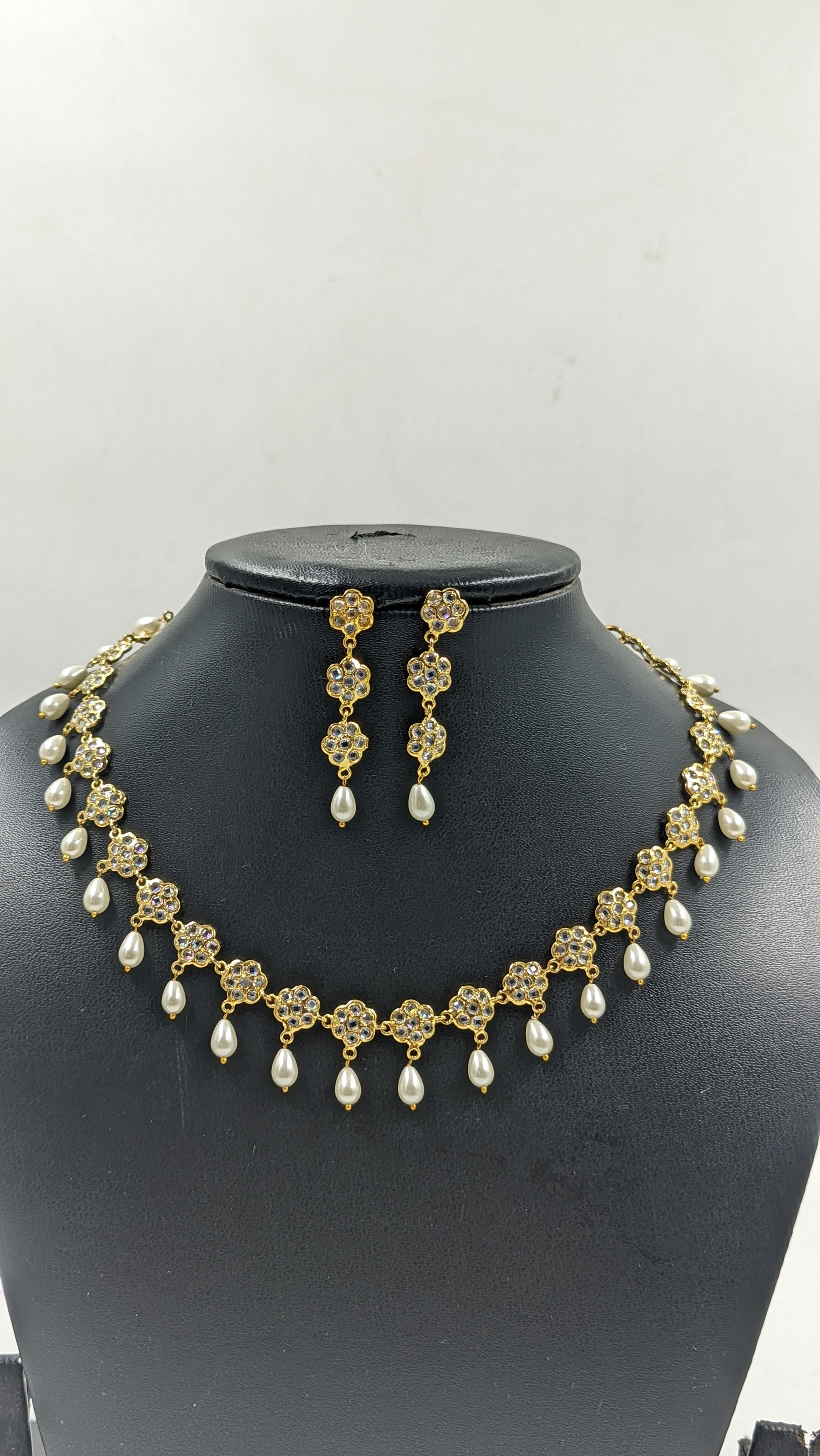 Sameena Necklace Set