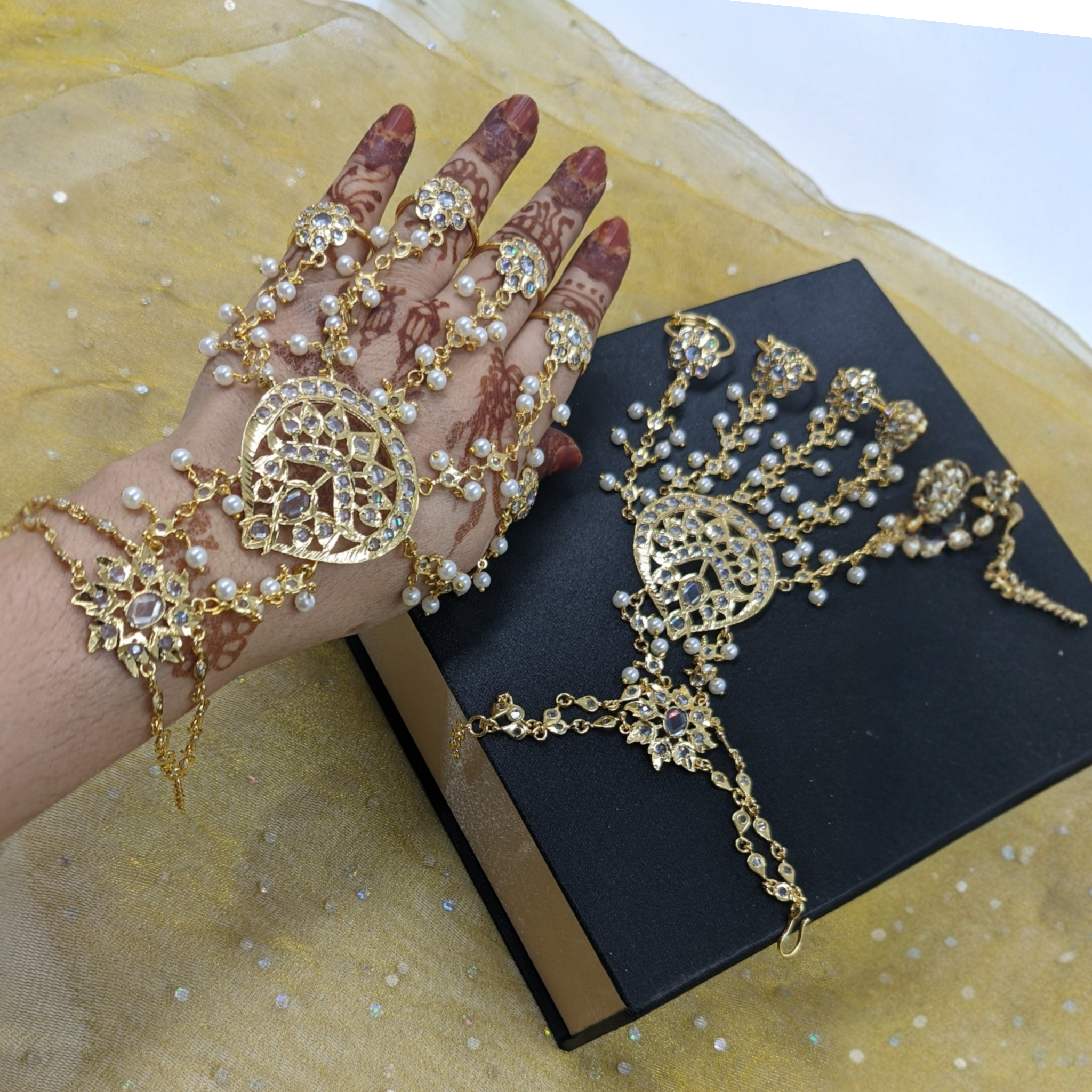 Kashish Polki Hathphool