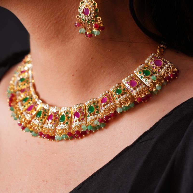 Humna Necklace Set
