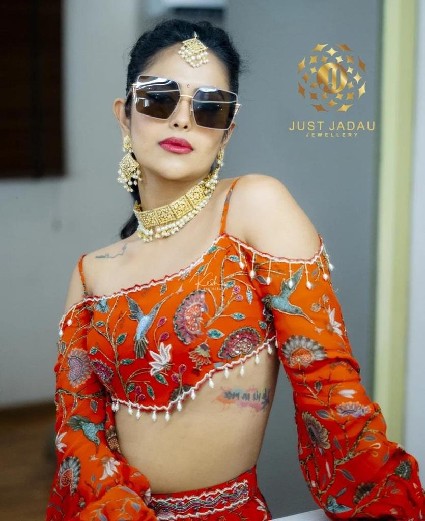 Avika Gaur Bridal Set