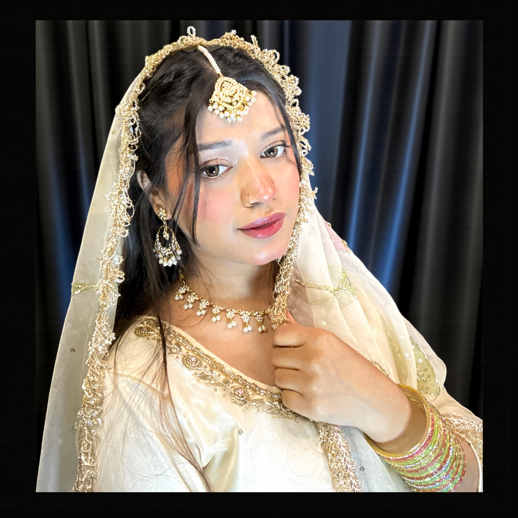 Albiya Necklace Set
