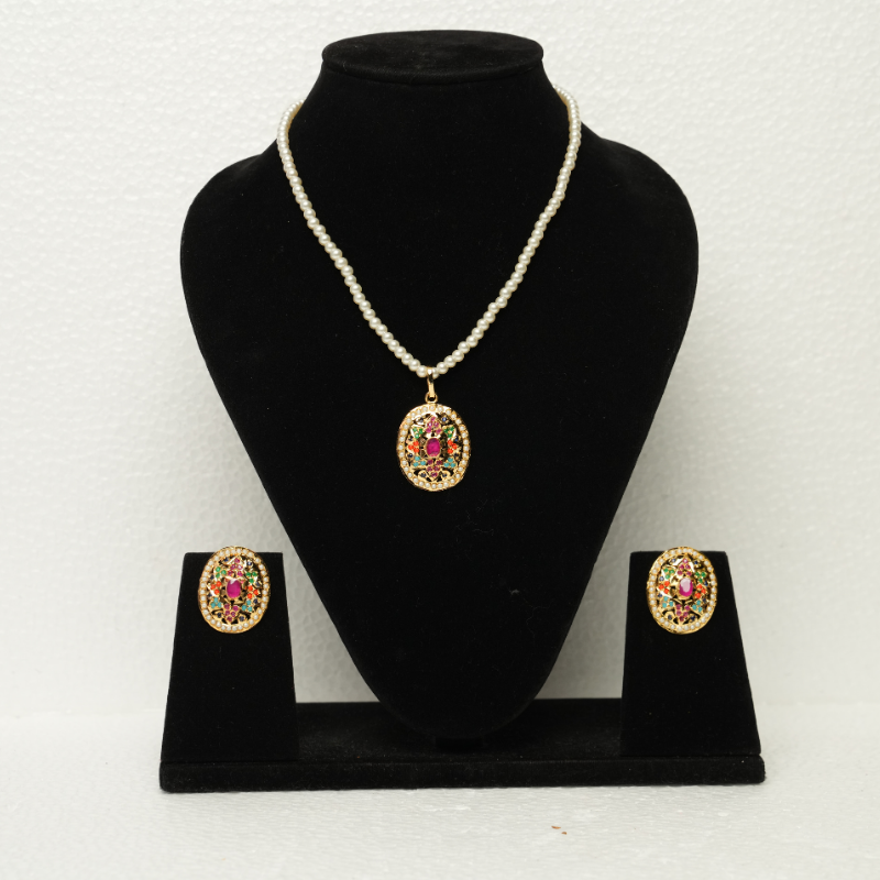 Jannat Pendant Set