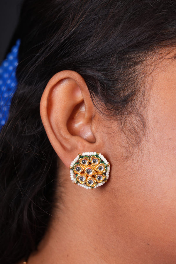 Laiba Kundan Studs