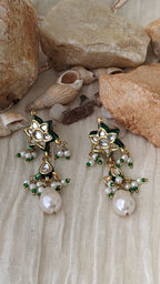 Latika Kundan Studs