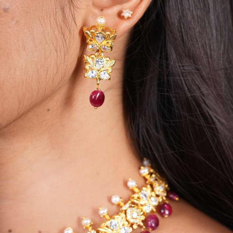 Nisha Necklace Set in Real Ruby