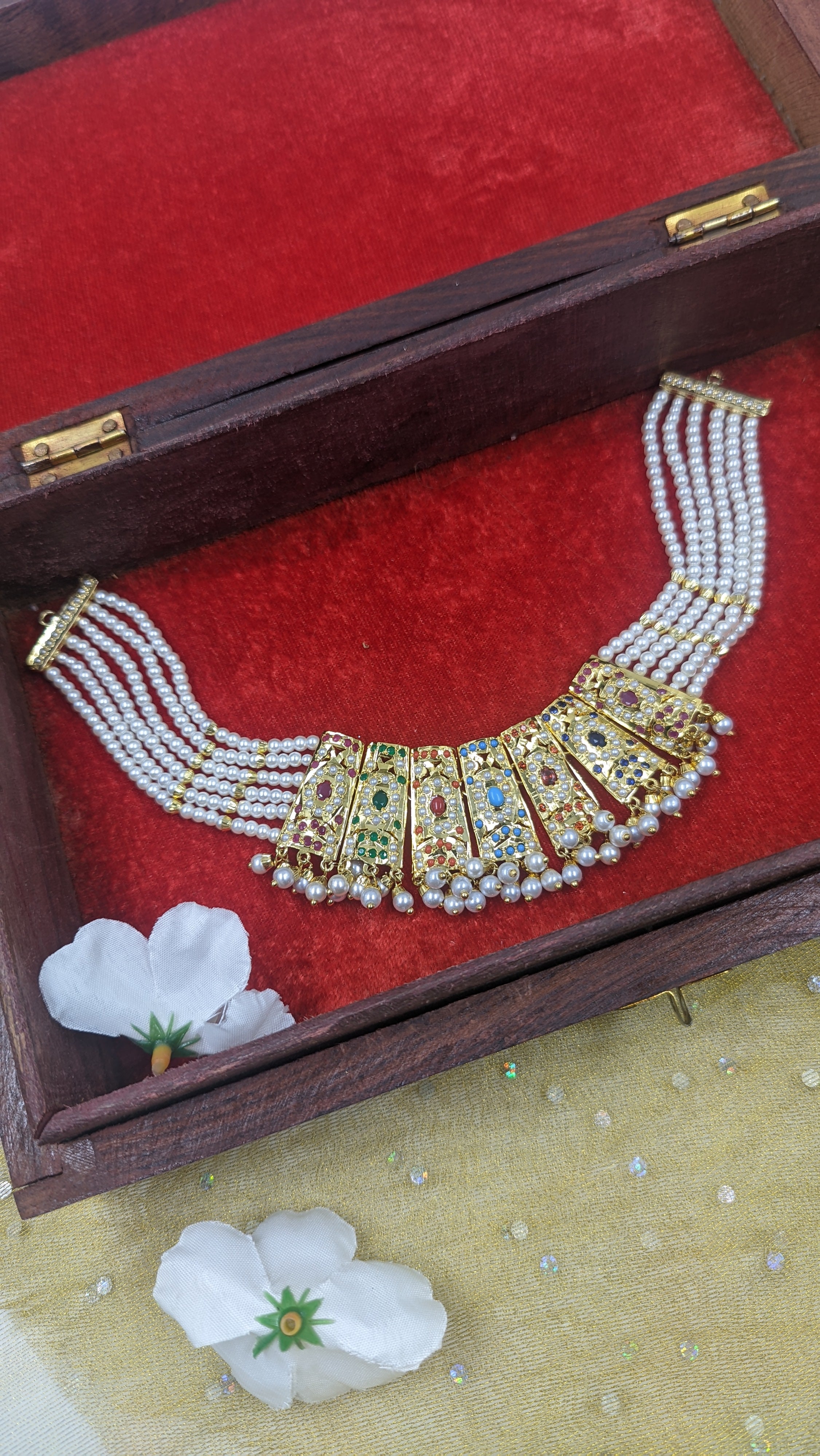Meenaz Choker Set