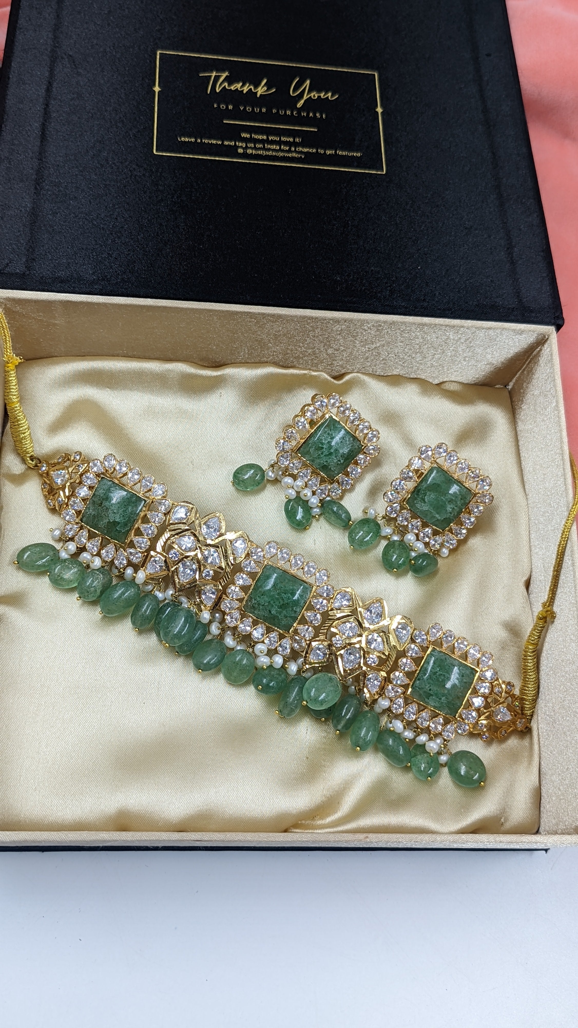 Hina Khan Choker set