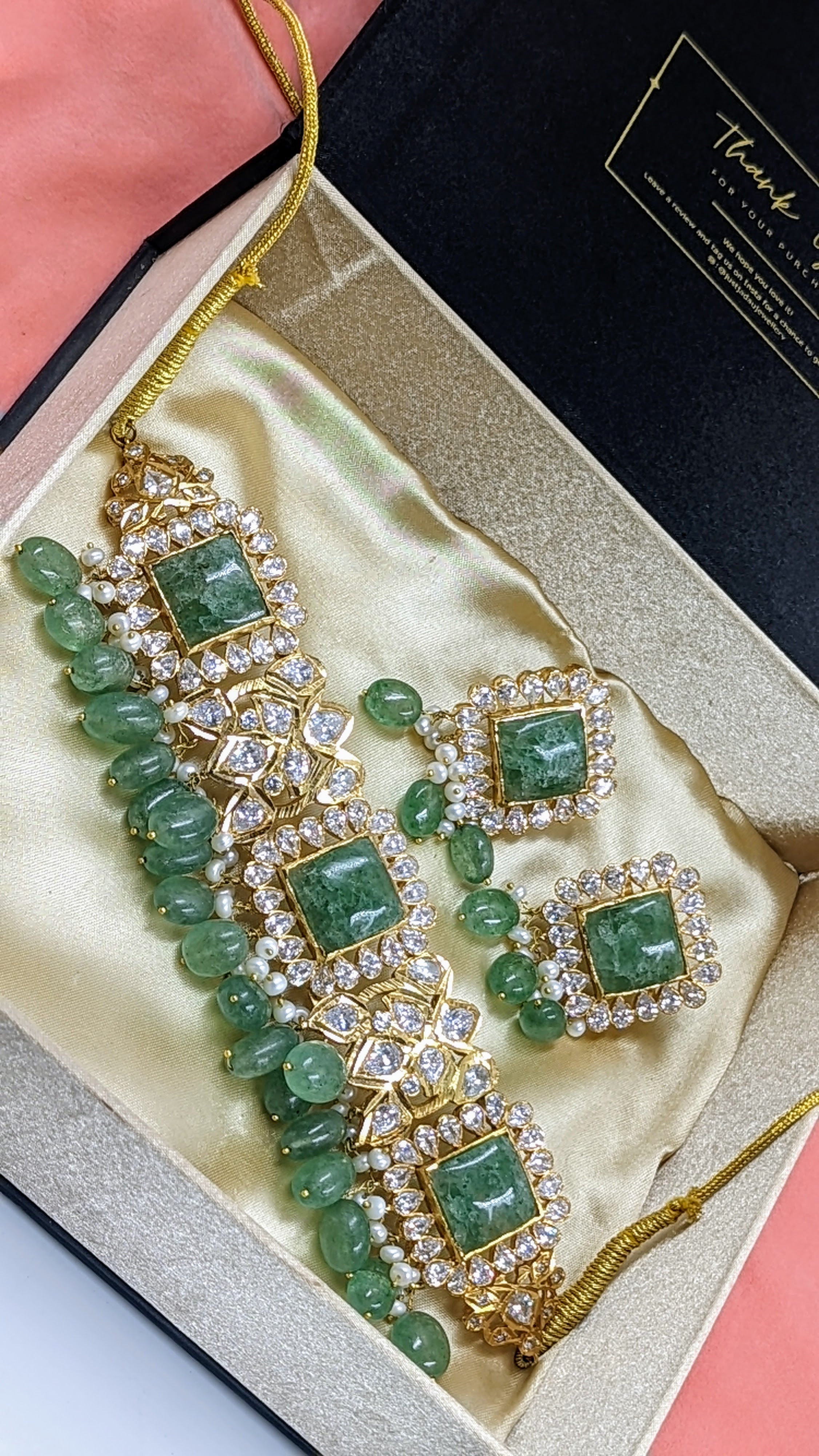 Hina Khan Choker set