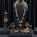 Rakshanda Bridal Set