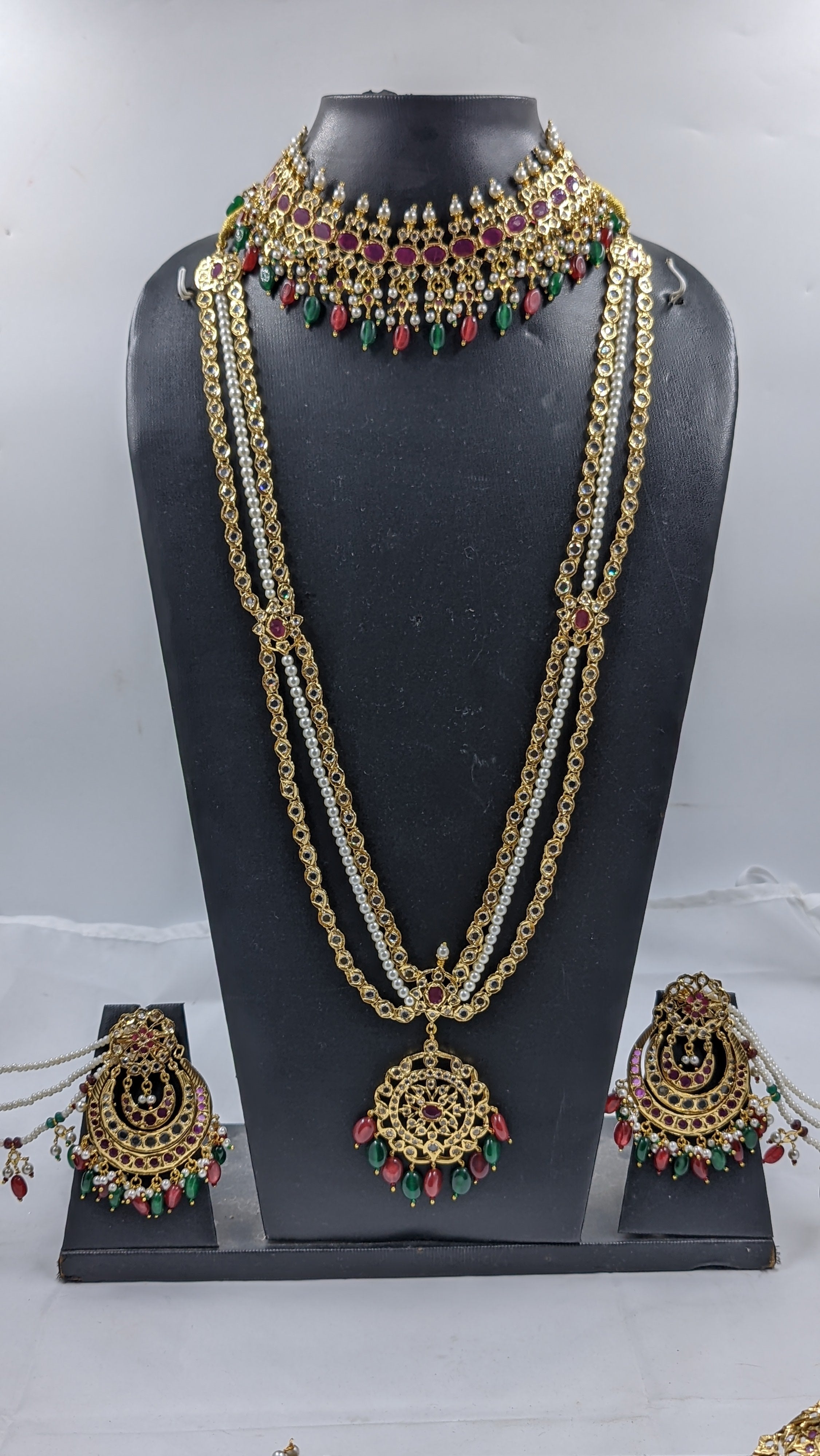 Isheal Bridal Set