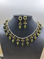 Riza Necklace Set