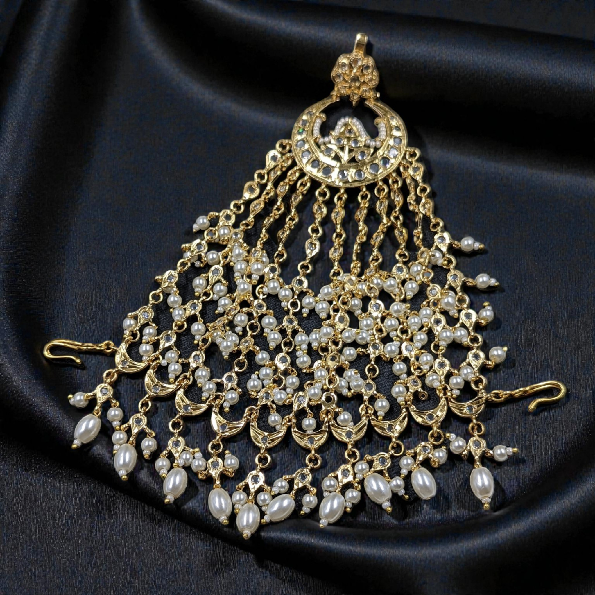 Noor-e-Mahtaab Bridal Set