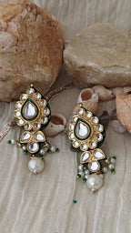 Radha Kundan Studs